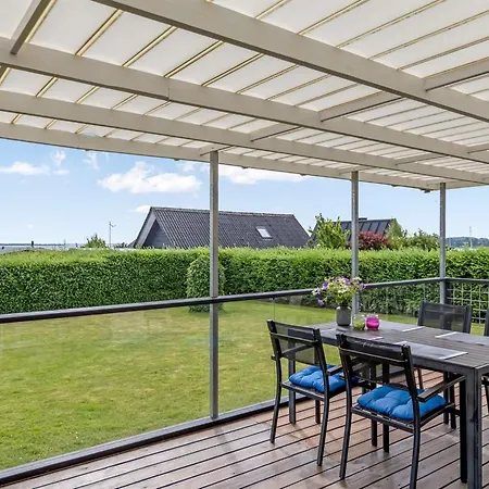 Vakantiehuis Nielsine - 250m From The Sea By Interhome